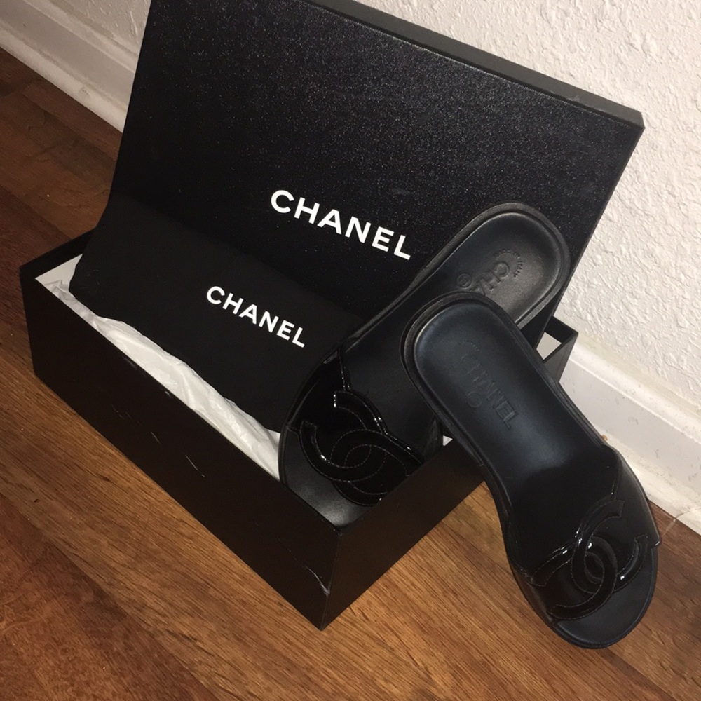 AUTHENTIC Chanel sandals